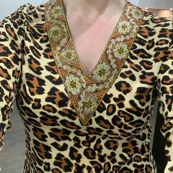 Leopard print silk dress - Picture 5 of 14